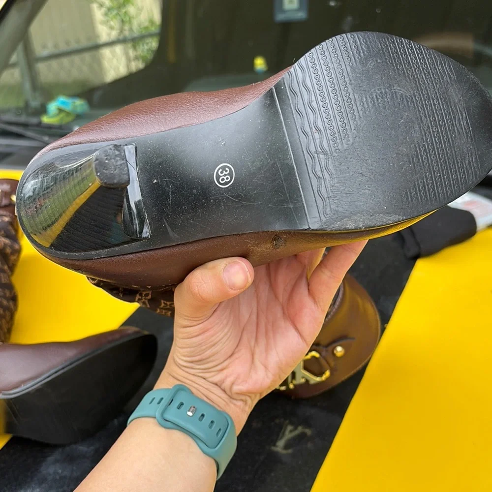 Louis Vuitton Brown Women's Boots - Picture 4 of 4